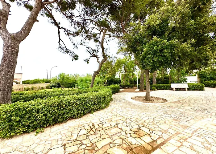 Villa Paola By The Sea